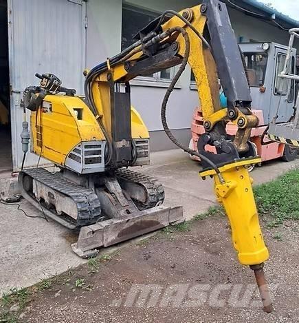 Brokk 160 Minikoparki