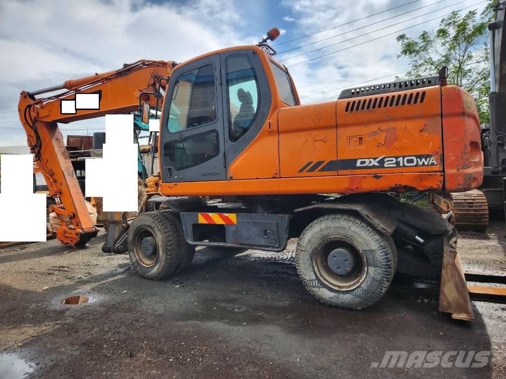 Doosan DX 210WA Koparki kołowe