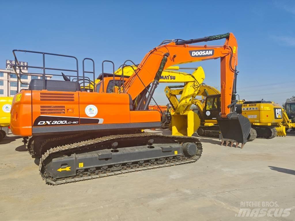 Doosan DX 300 Koparki gąsienicowe