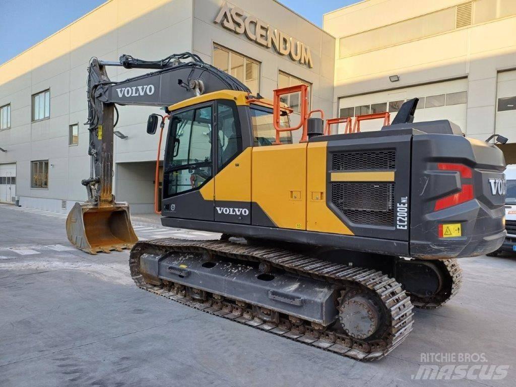Volvo EC200E NL Koparki gąsienicowe