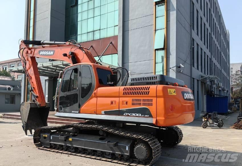 Doosan DX300 Koparki gąsienicowe
