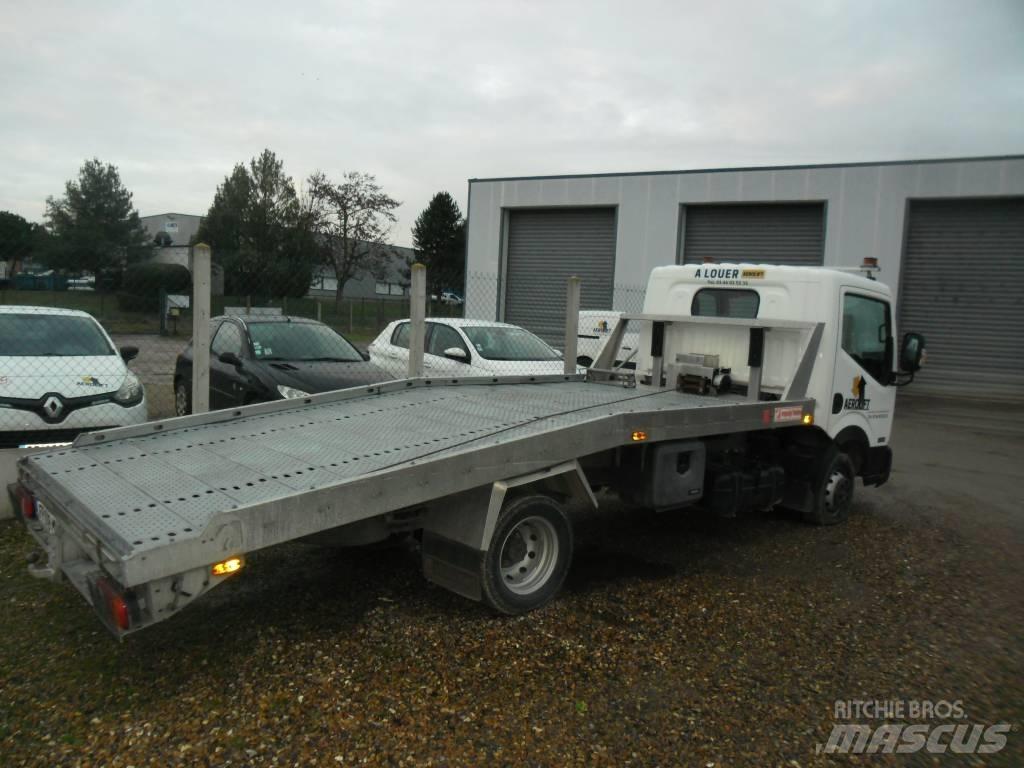 Nissan 35.15 Pojazdy do transportu samochodów