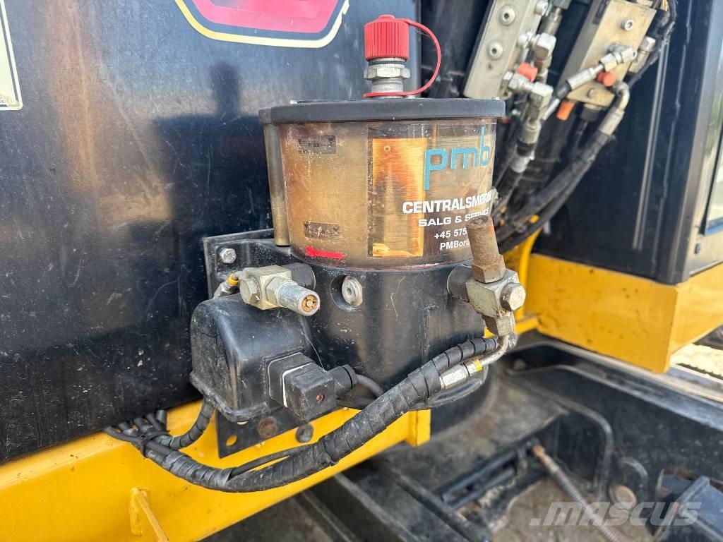 CAT 310 Koparki gąsienicowe
