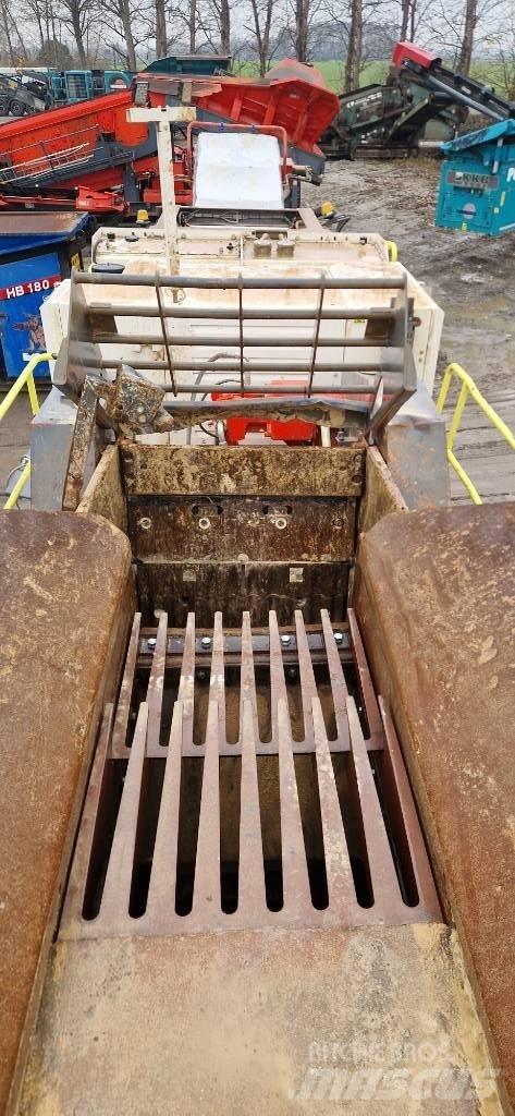 Sandvik QJ 241 Kruszarki mobilne