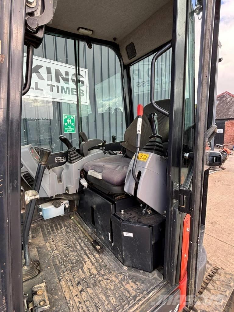 Kubota U 27 Minikoparki