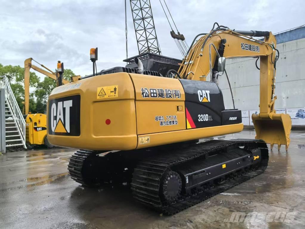 CAT 320 D 2L Koparki gąsienicowe