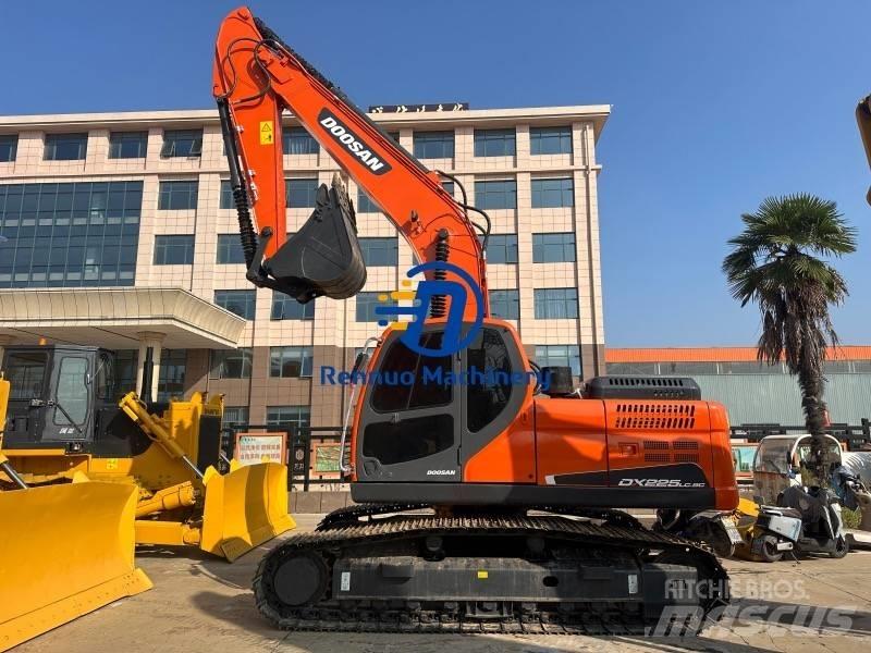 Doosan DX 225 LC-9C Koparki gąsienicowe