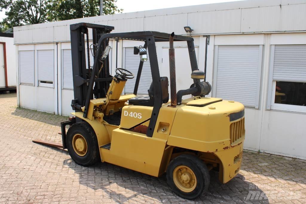 Daewoo D 40 S Wózki Diesla