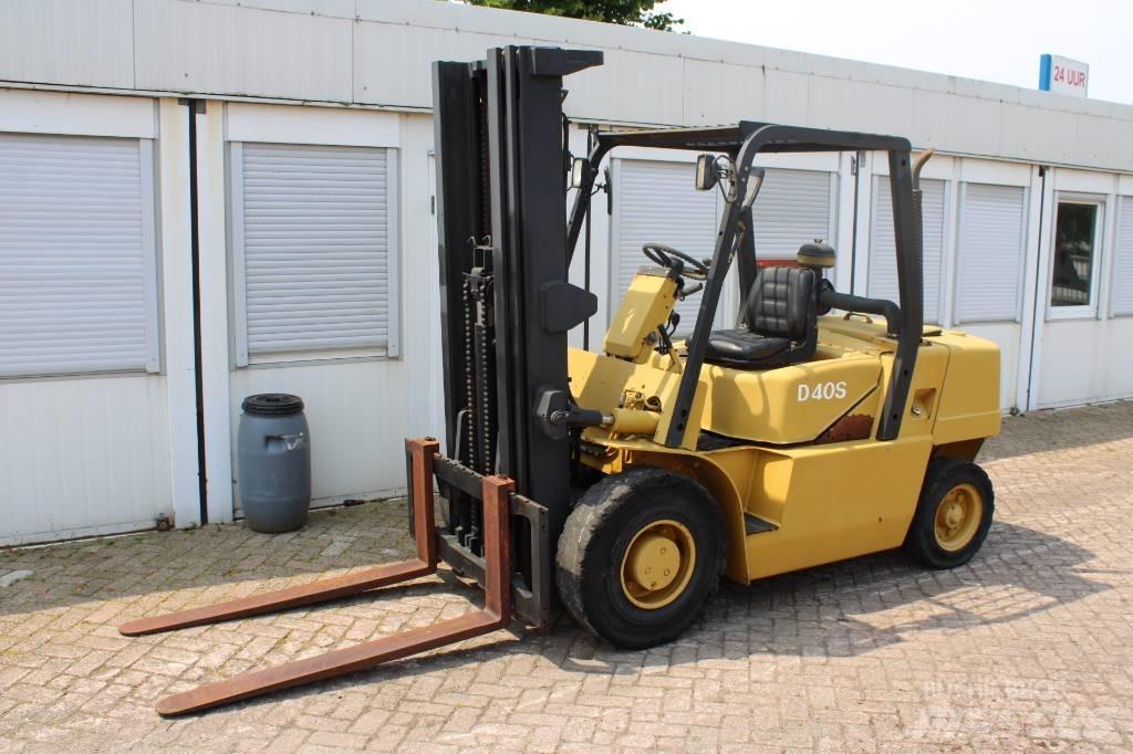 Daewoo D 40 S Wózki Diesla