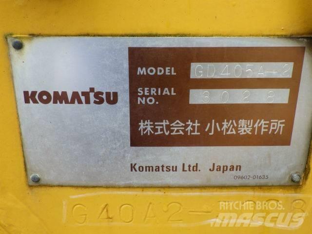 Komatsu GD405A-2 Równiarki