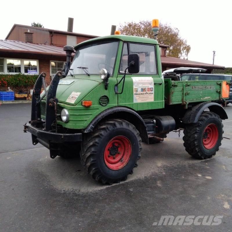 Mercedes-Benz U421 Ciągniki rolnicze