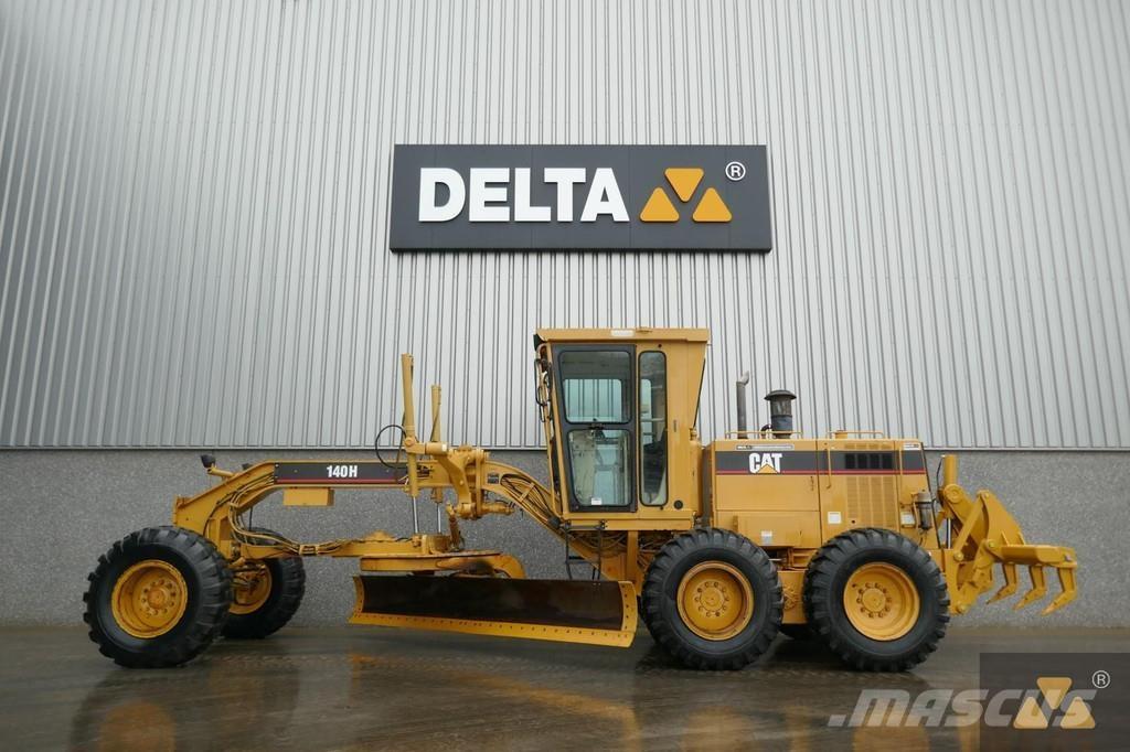CAT 140H Ex-army Równiarki