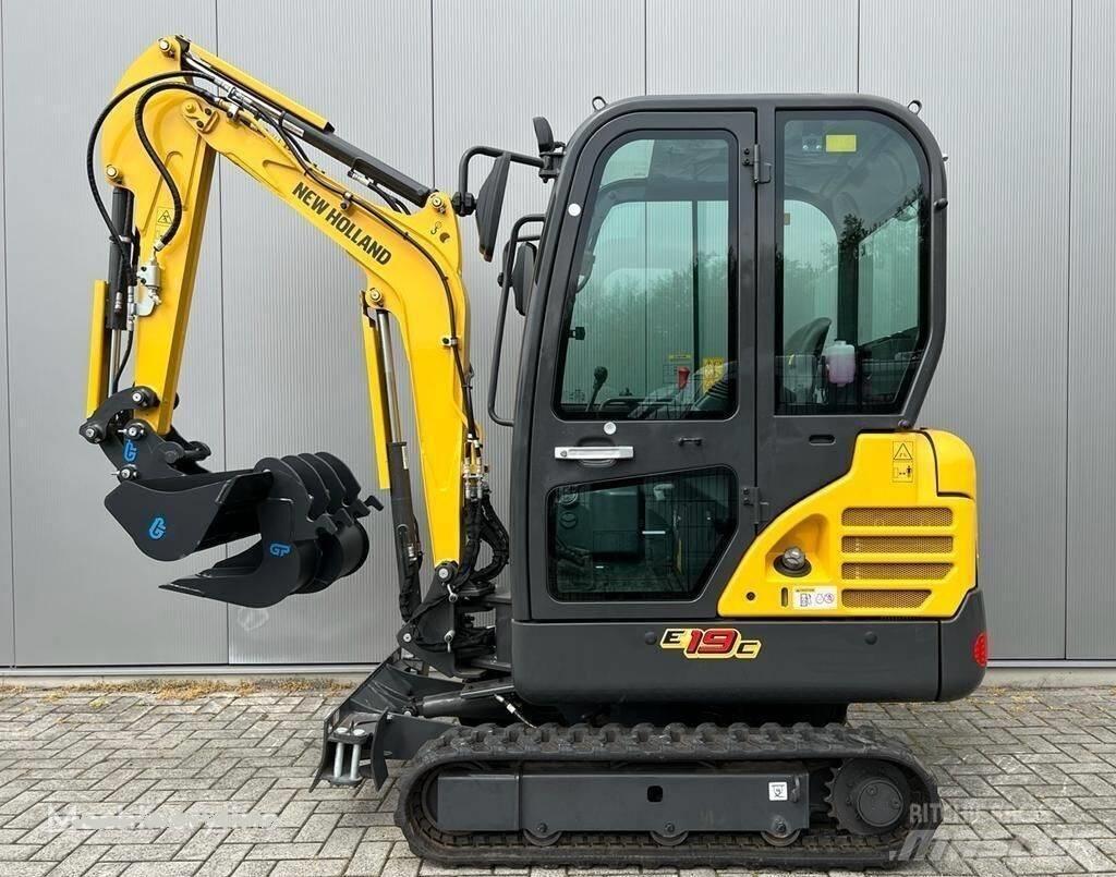 New Holland E19C Minikoparki