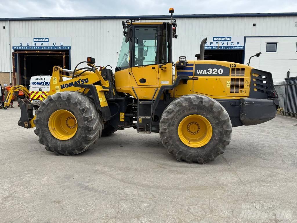Komatsu WA320-5 Ładowarki kołowe