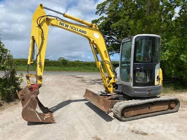 New Holland E 50.2 C Minikoparki