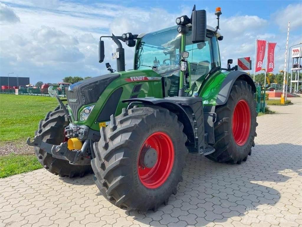 Fendt 724 PROFI+ Ciągniki rolnicze