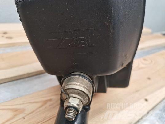 JCB 535-95 lamp Kabiny i wnętrze