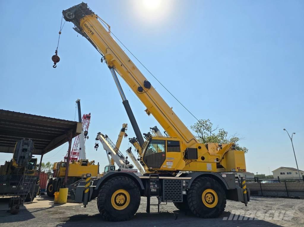 Grove RT 890 E Żurawie terenowe