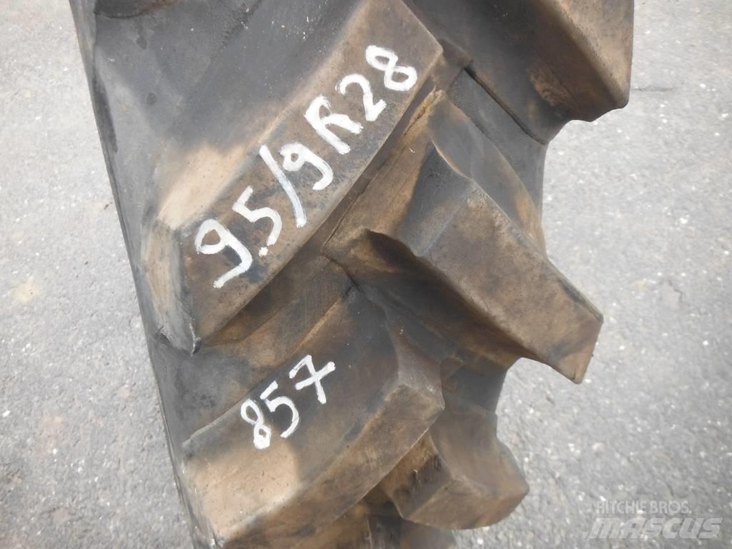 Michelin 9.5/9R28 Opony, koła i felgi