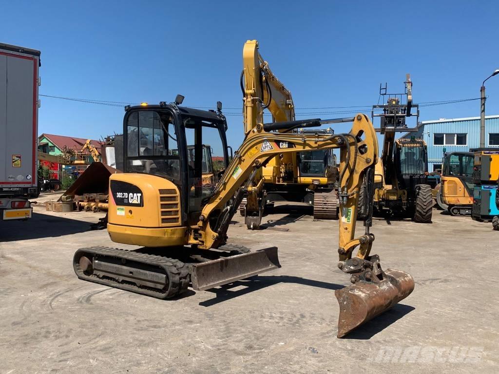 CAT 302.7 D CR Minikoparki