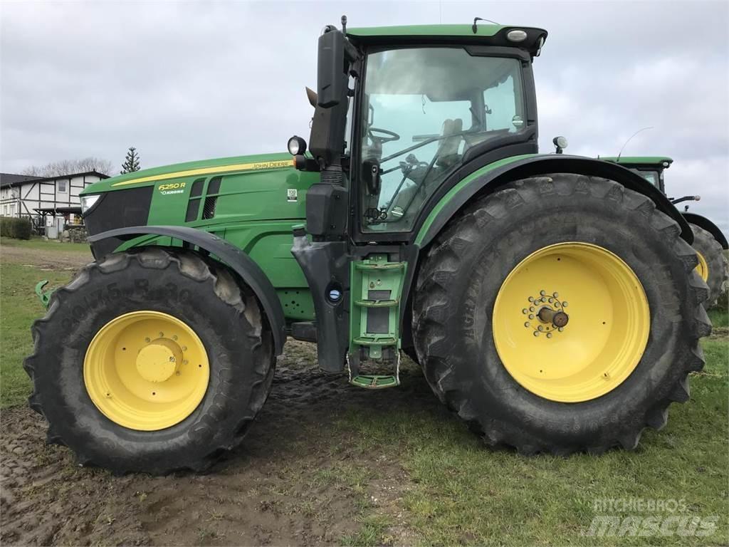 John Deere 6250R Ciągniki rolnicze