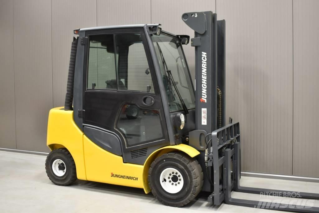 Jungheinrich 435s Wózki Diesla