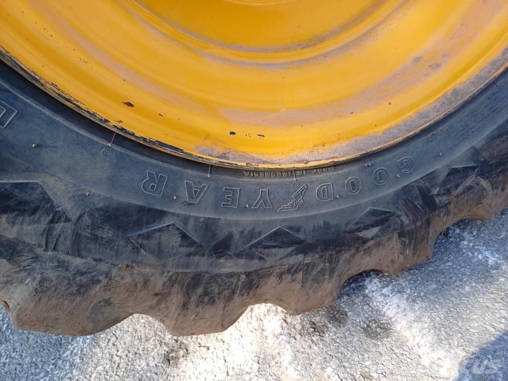 JCB 930-2 Wózki widłowe terenowe