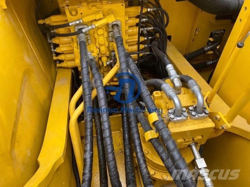 Komatsu PC200-7 Koparki gąsienicowe