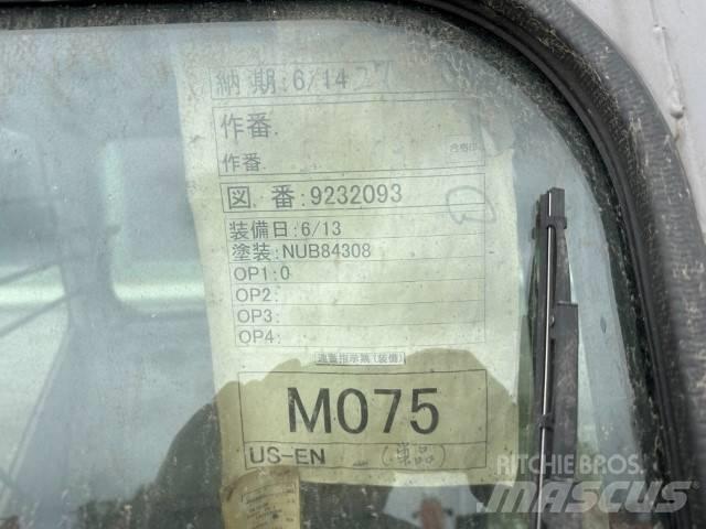 Hitachi Zaxis Kabiny i wnętrze