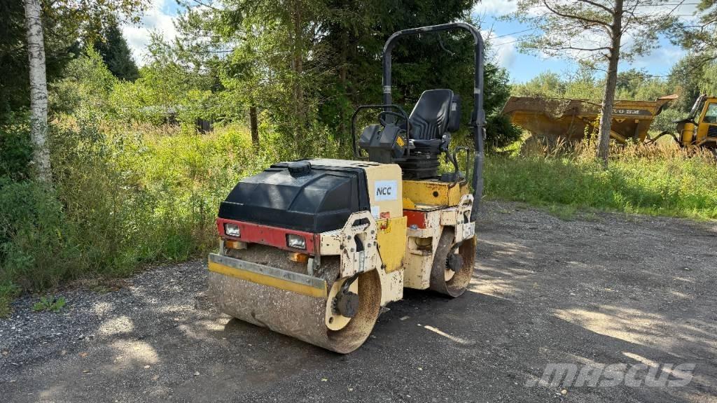 Dynapac CC 122 Walce dwubębnowe