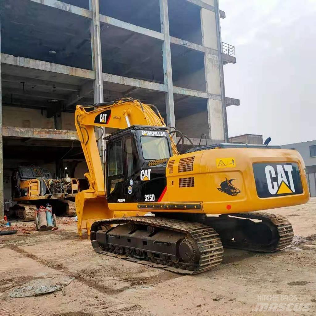 CAT 325 D Koparki gąsienicowe