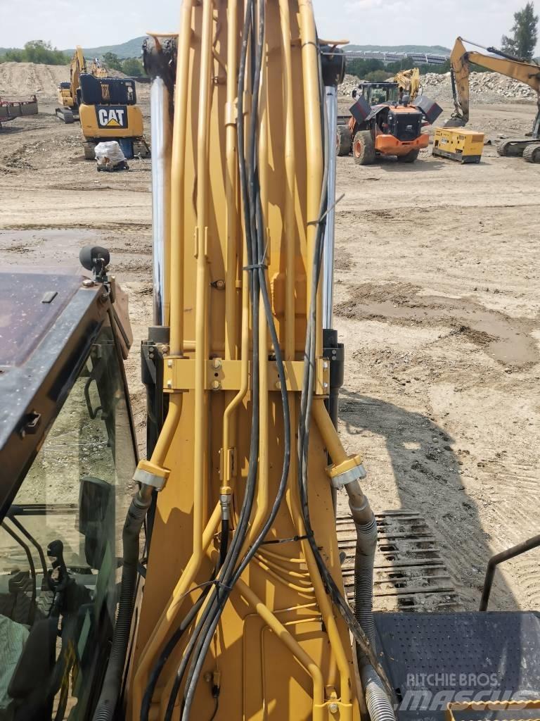 CAT 320 E Koparki gąsienicowe