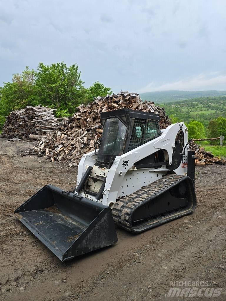 Bobcat T 320 Ładowarki burtowe