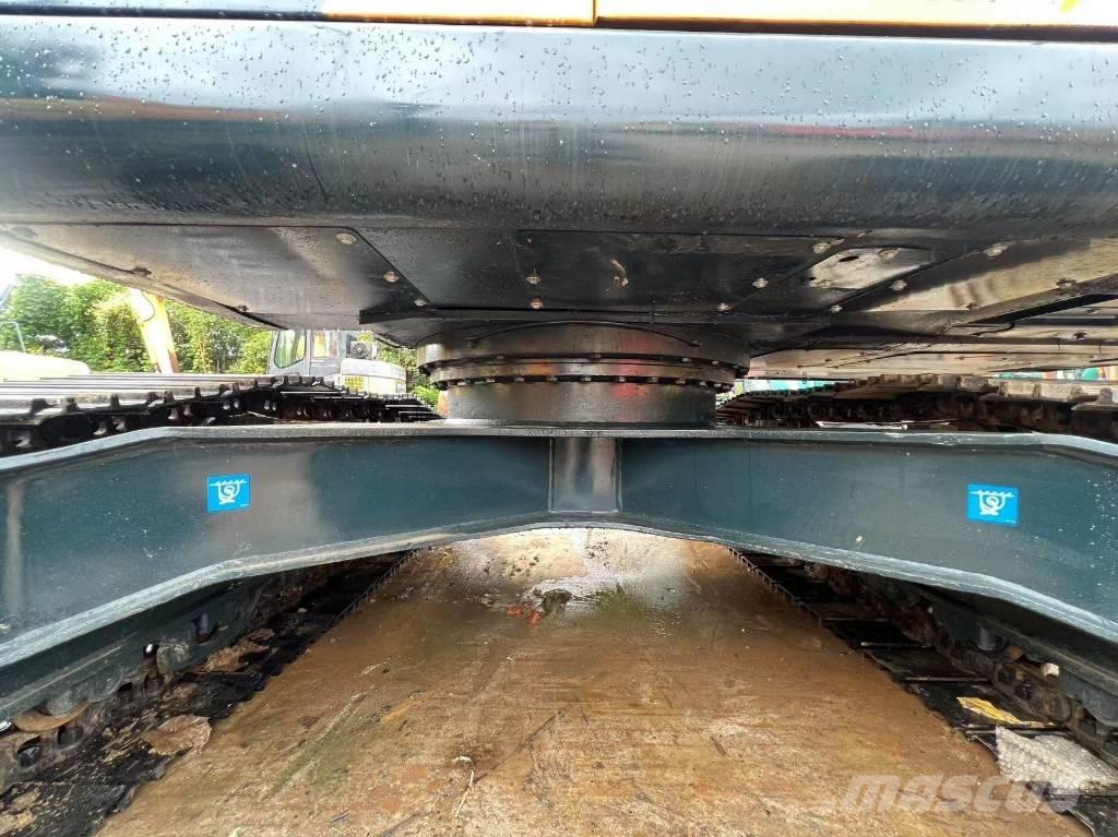 Hyundai 220 LC-9T Koparki gąsienicowe