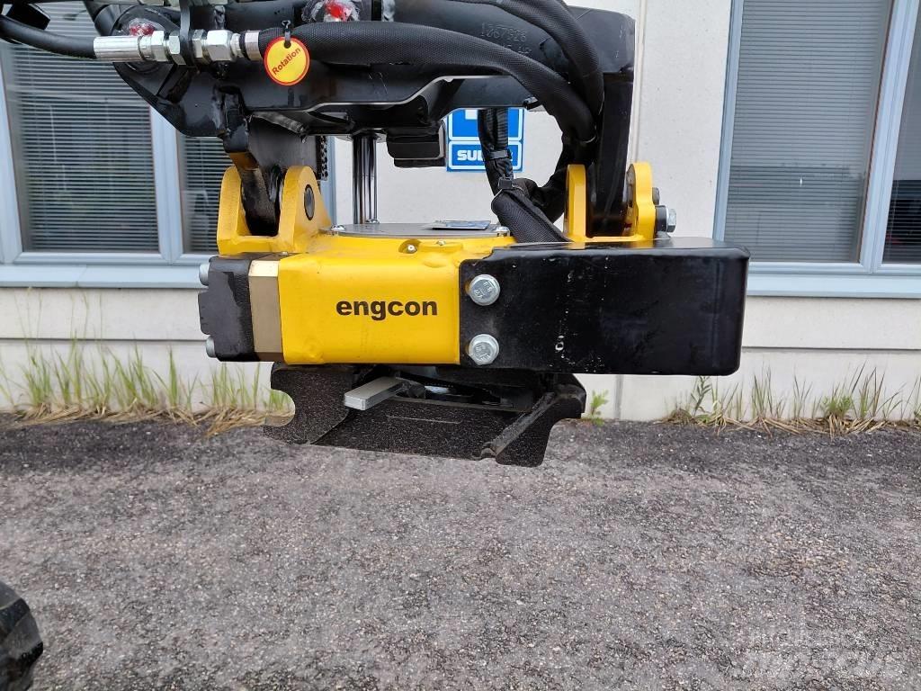 ECM 19ZT + Engcon EC02 Minikoparki