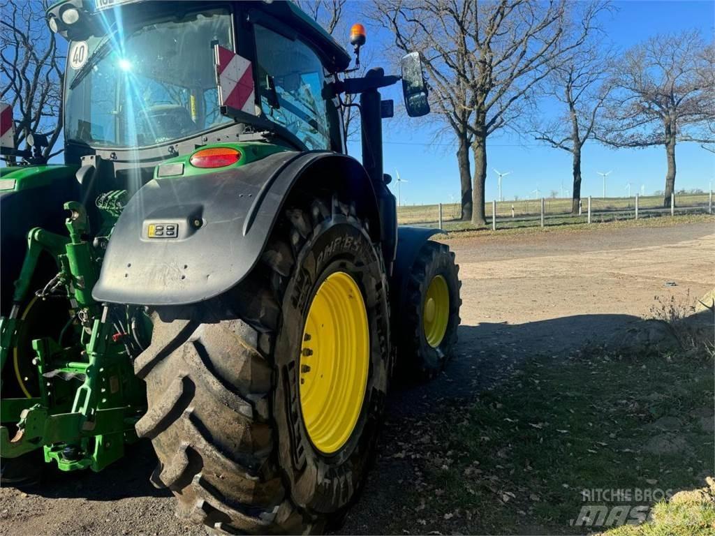 John Deere 6230R Ciągniki rolnicze