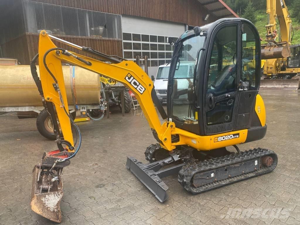 JCB 8020 Minikoparki