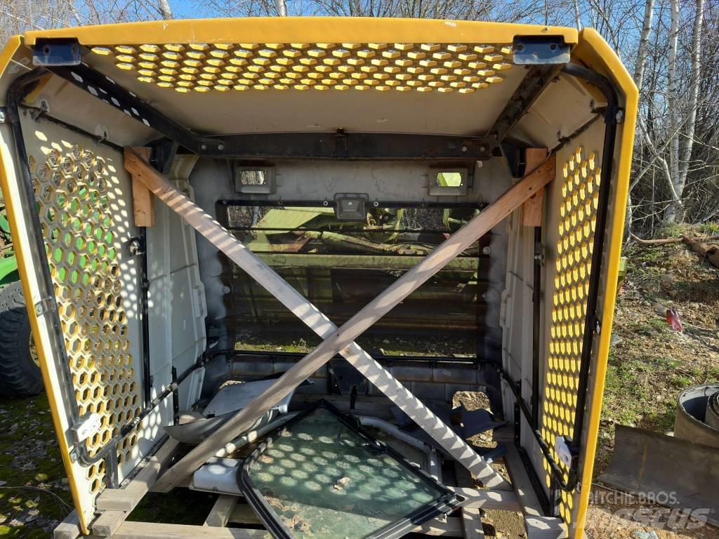 CAT 966 BONNET Ramy i zawieszenie