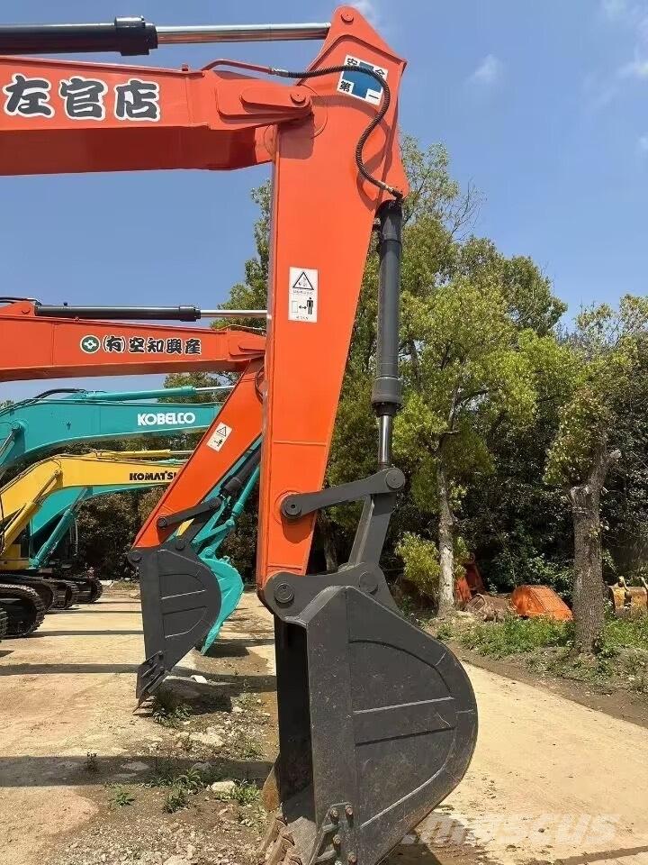 Hitachi EX 200-1 Koparki gąsienicowe