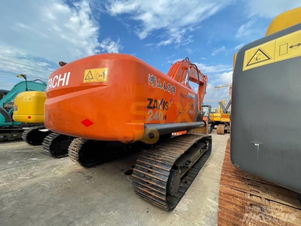 Hitachi ZX 240 Koparki gąsienicowe