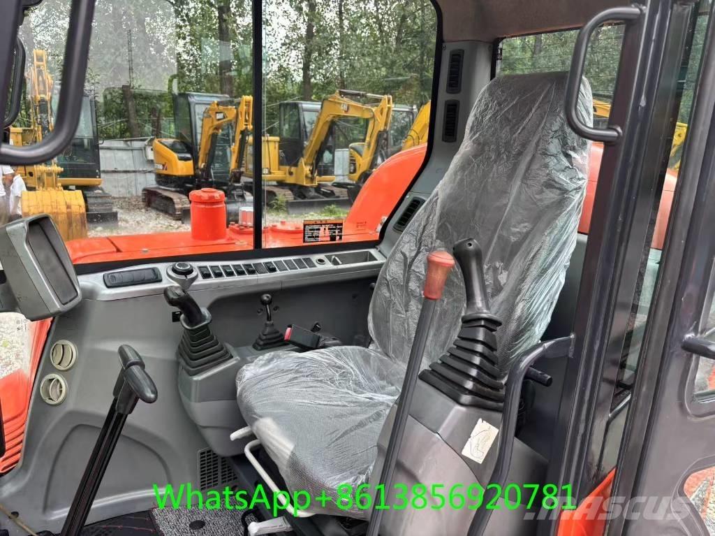 Doosan DX 60 Minikoparki