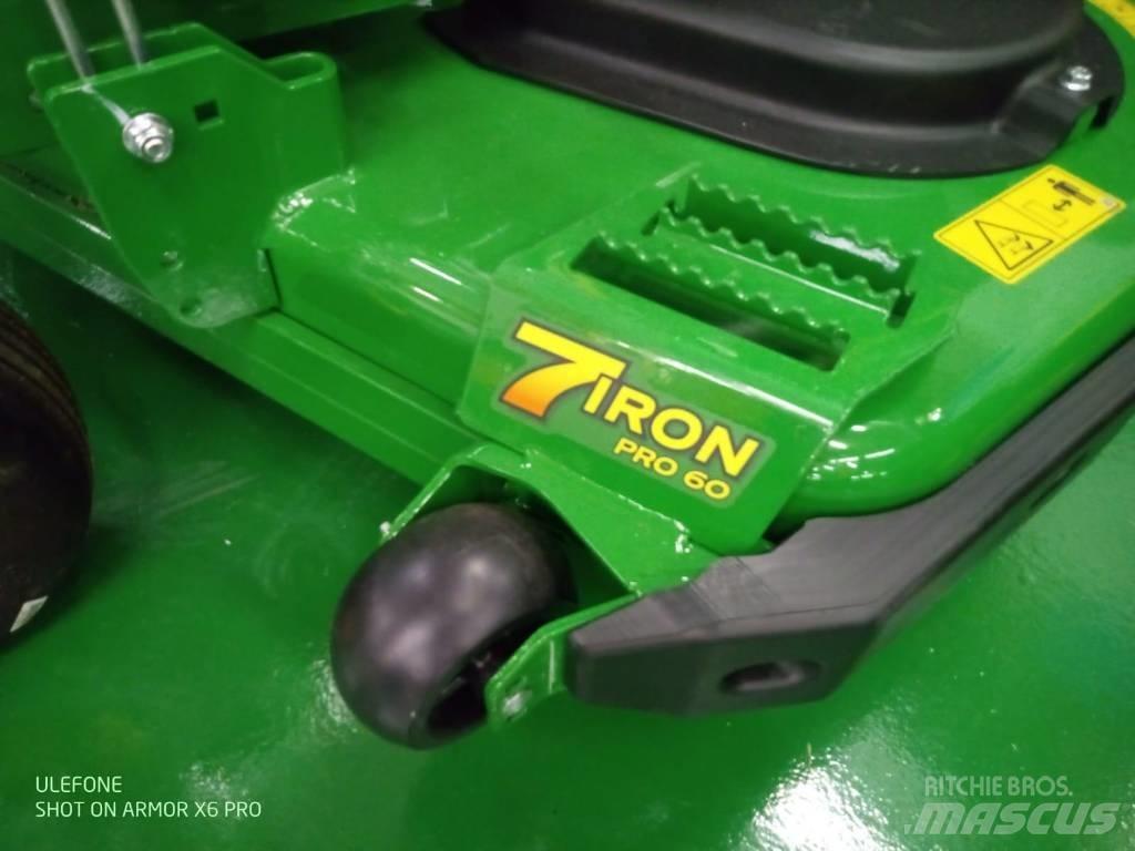John Deere Z 950 R Kosiarki o zerowym promieniu skrętu