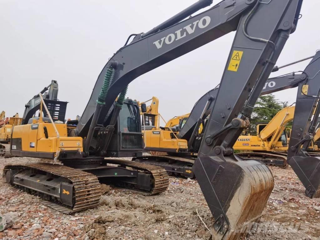 Volvo EC210D Koparki gąsienicowe