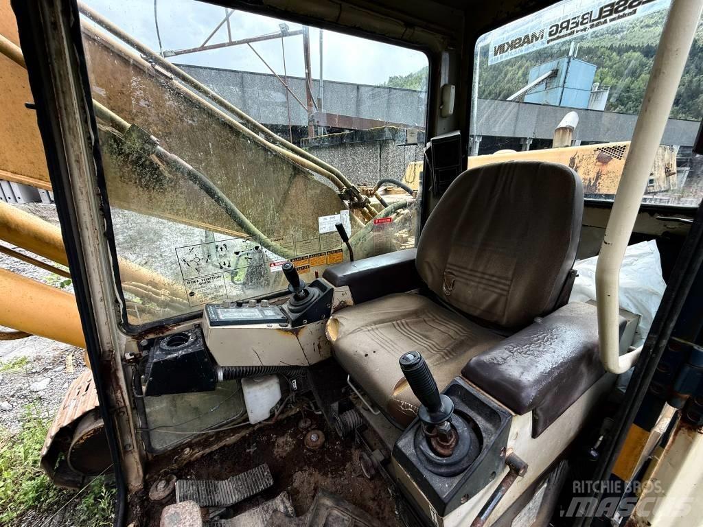 Komatsu PC 200-3 Koparki gąsienicowe