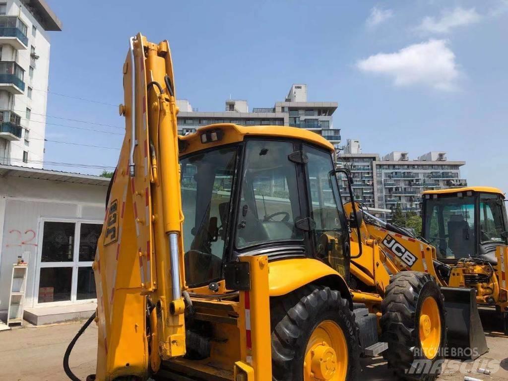 JCB 4 CX Koparko-ładowarki