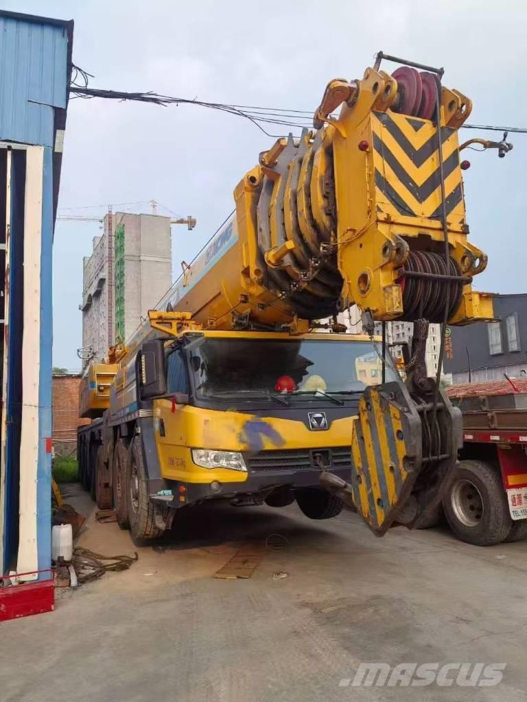 XCMG XCA300 Żurawie szosowo-terenowe