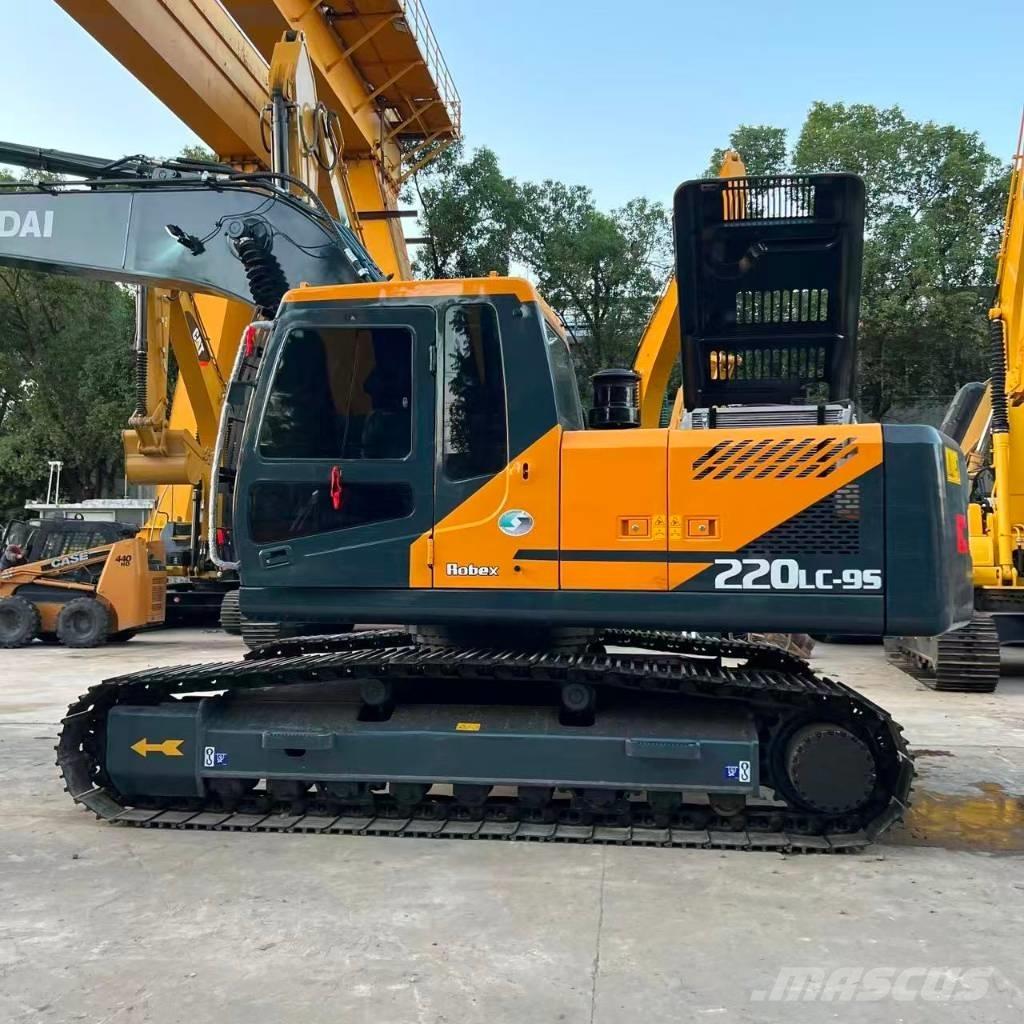 Hyundai 220LC-9S Minikoparki