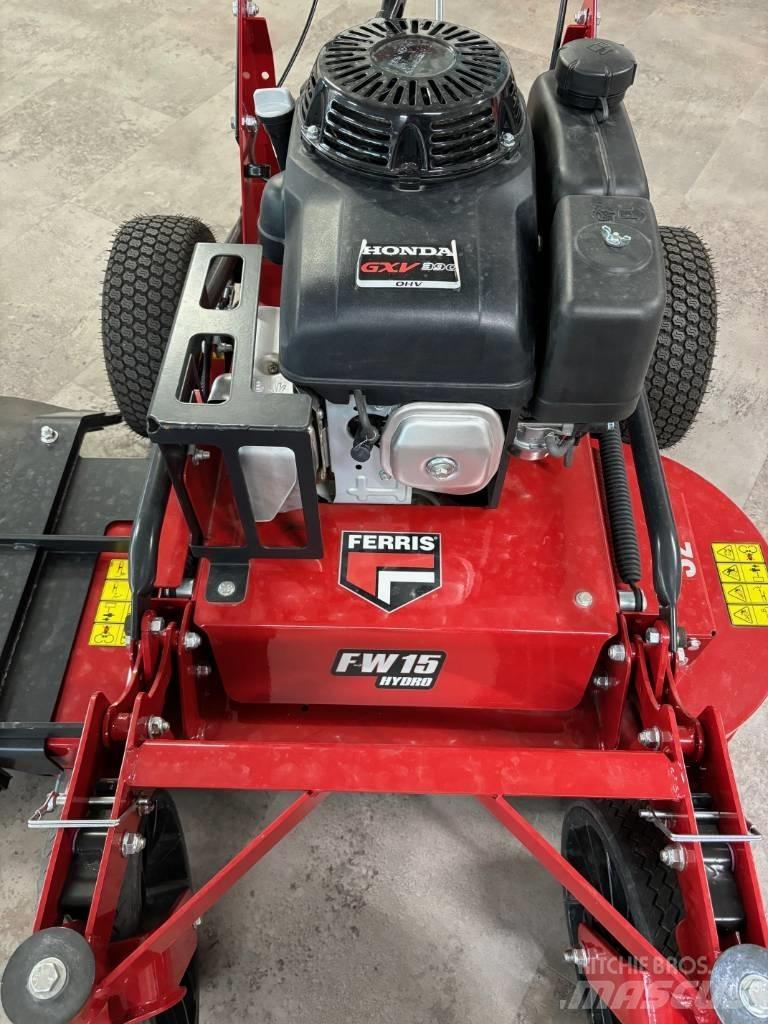 Ferris FW15 Kosiarki mechaniczne z operatorem za maszyną