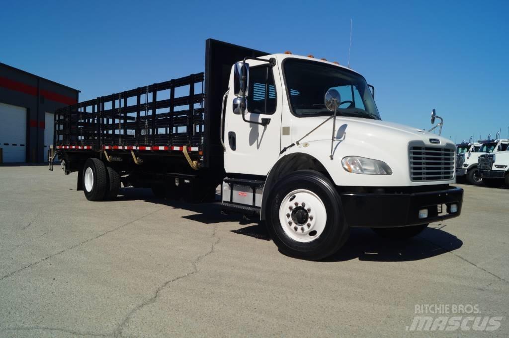 Freightliner M2-106 Ciężarówki typu Platforma / Skrzynia