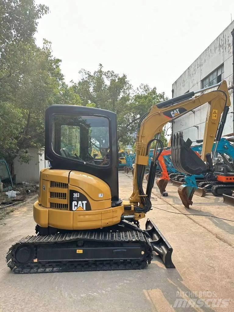 CAT 303 CR Minikoparki